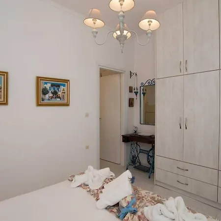 Seaview Beautiful House With 2 Bedrooms In Molos Appartement *