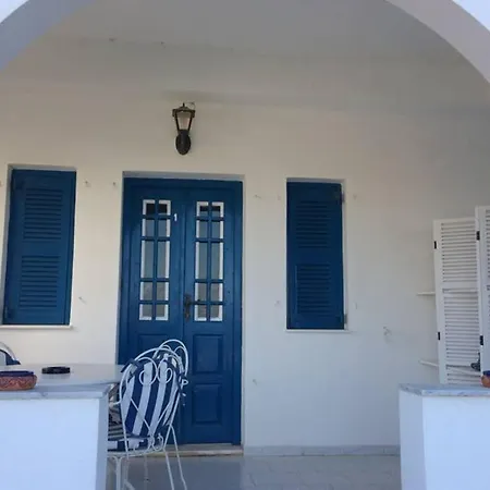 Seaview Beautiful House With 2 Bedrooms In Molos * Páros